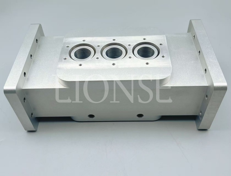Pourquoi choisir Lionse pour produire des pièces de blocs en aluminium métallique?