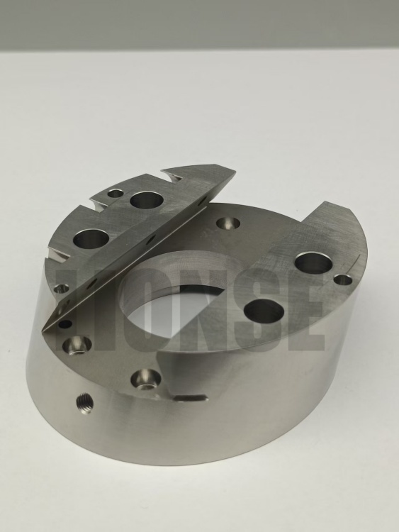 Rail de guidage linéaire