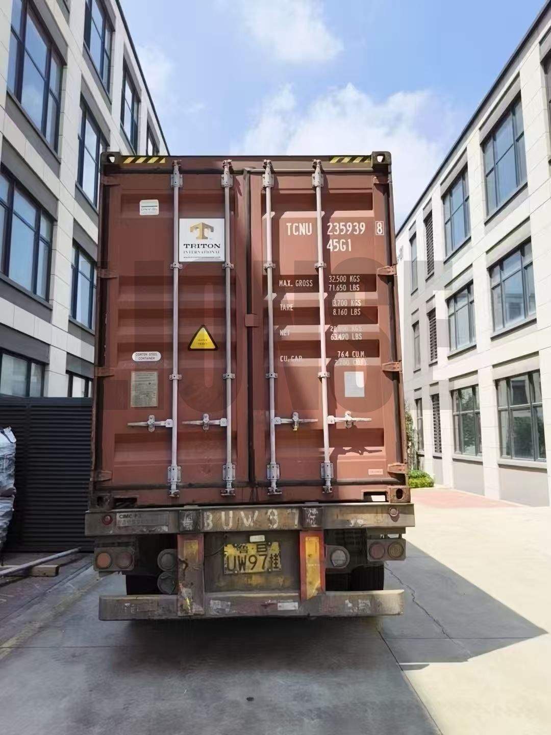 LIONSE expédie des pièces usinées CNC